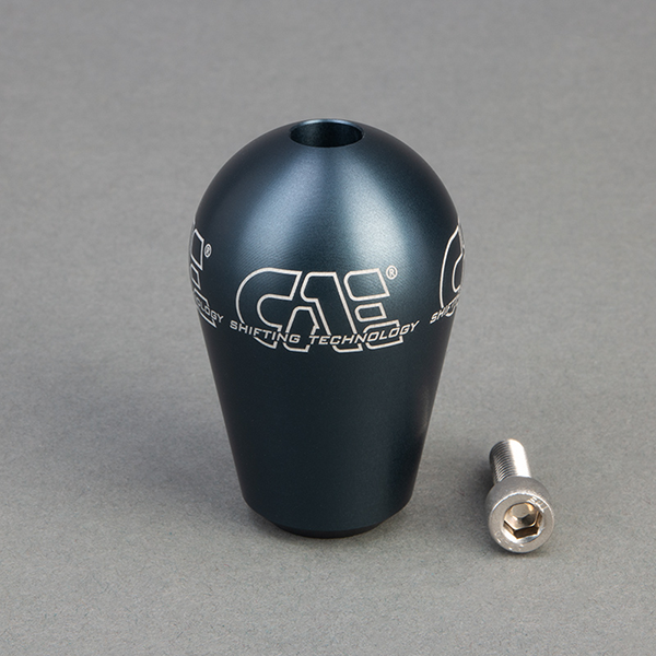 CAE-Schaltknauf in Graublau, lasergraviert mit dem CAE Shifting Logo